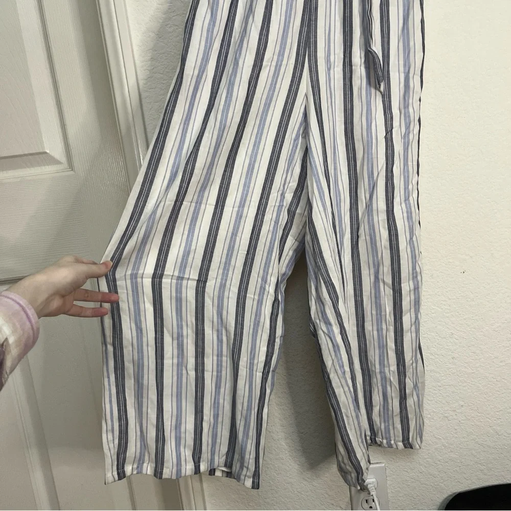 NEW Crystal Sky Blue White Jumpsuit Striped Wide Leg Flowy Cropped Romper Sz S - Picture 4 of 12